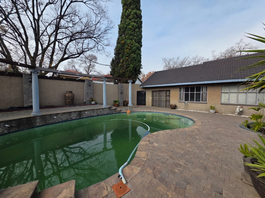 4 Bedroom Property for Sale in Sasolburg Ext 4 Free State